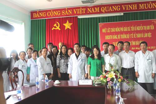 Bộ trưởng Nguyễn Thị Kim Tiến làm việc tại Bình Dương và Đăk Nông 1